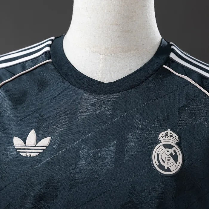 RMA LIMITED EDITION 2025/26 JERSEY